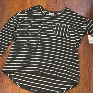 a.n.a Green and White Boxy Long Sleeve Tee